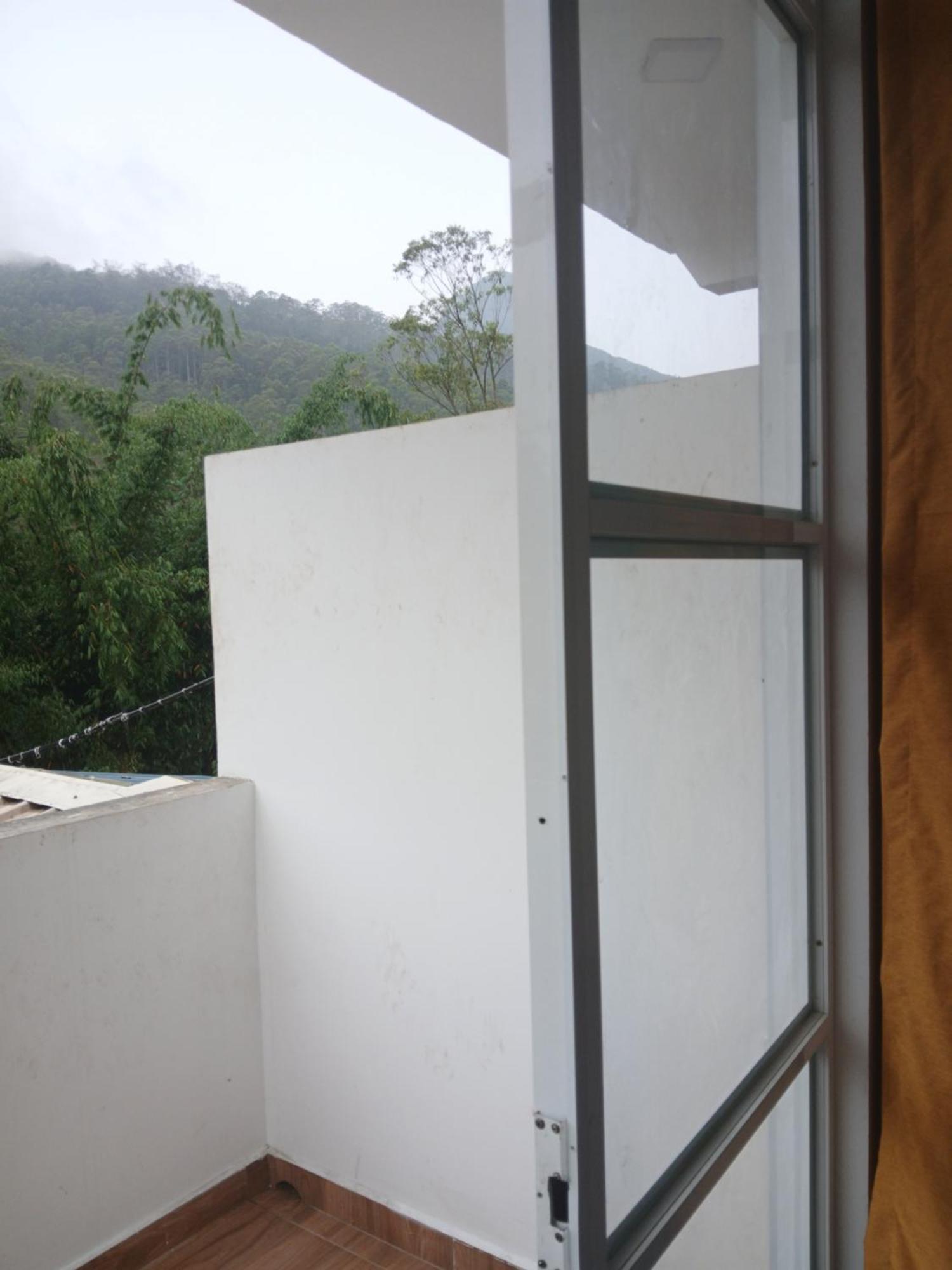 The Peak Residence Nallathanniya Exterior photo
