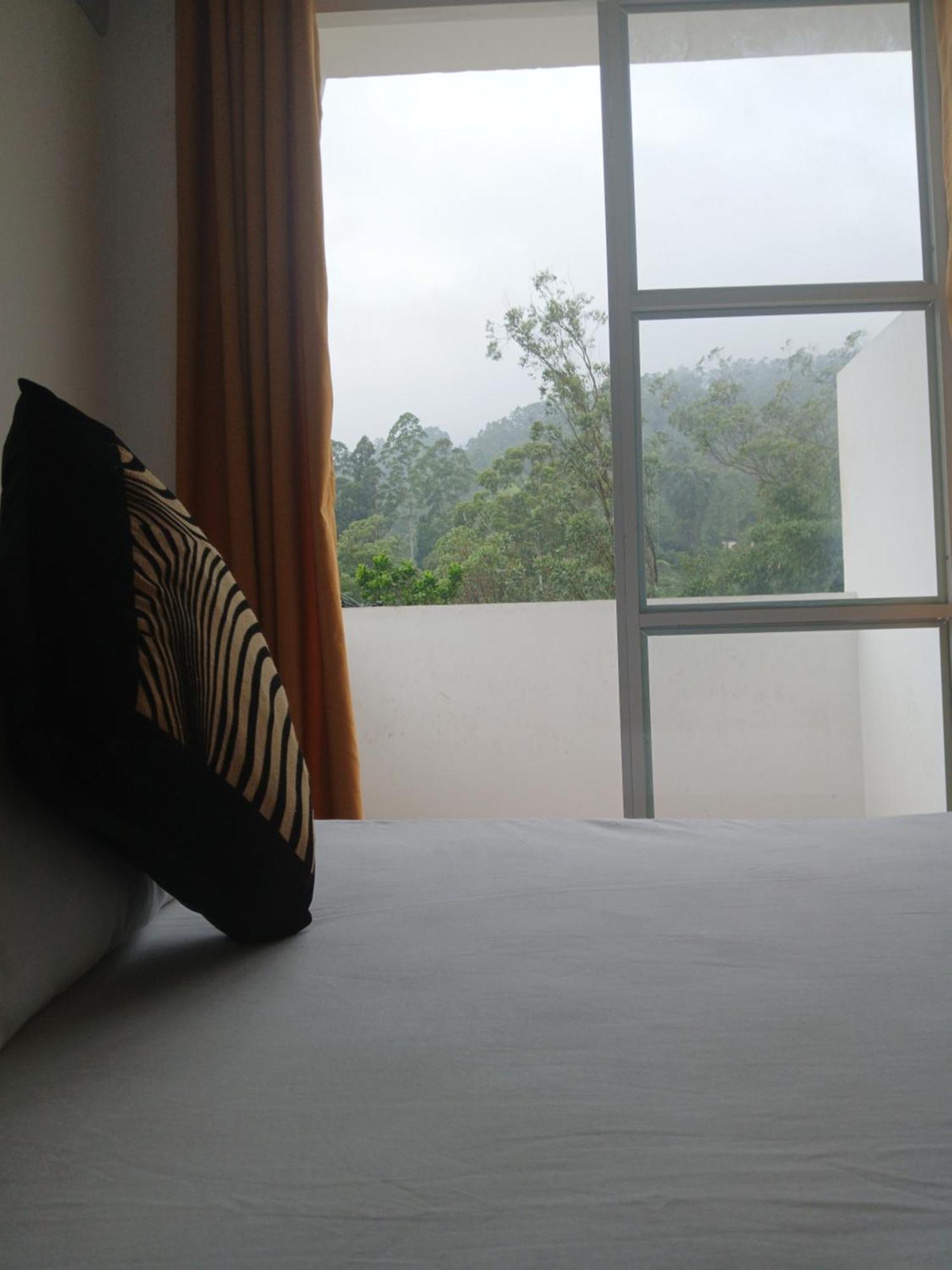 The Peak Residence Nallathanniya Exterior photo